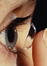 Контактные линзы помогут контролировать глаукому.